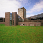 <p>Erweiterung Verwaltungsgebäude der Bundesknappschaft Bochum. <br />Schmiedeknecht Krampe Reiter Architekten BDA 1998. mit Willi Krampe Architekt BDA</p>